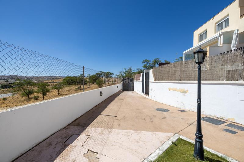 Foto df5e1f84-3e35-4608-8bdb-361ffb4cb253. Xalet amb calefacció aparcament piscina a San Francisco - El Chorrillo Gabias (Las)