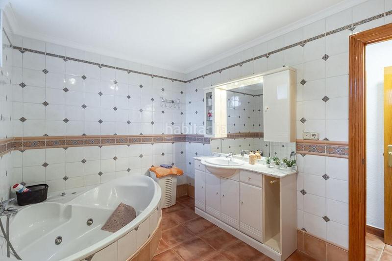 Foto 3c58955d-f9b4-4d59-993b-9a6830e86029. Xalet amb calefacció aparcament piscina a Padul