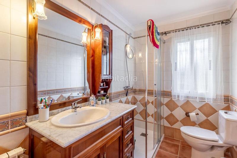 Foto fd75d370-0fa9-4c7c-8393-f2b719469a31. Xalet amb calefacció aparcament piscina a Padul