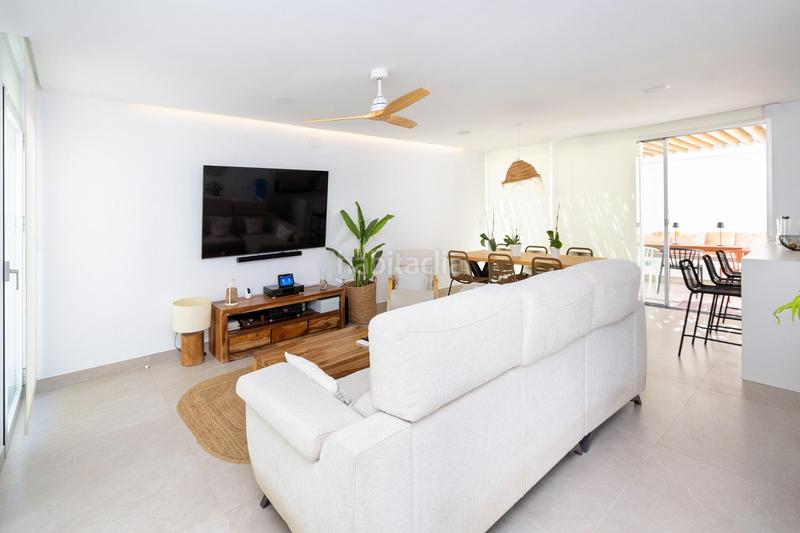 Foto 9a5b9645-e909-4bde-be7c-27aed1888e5a. Chalet dans Calahonda - Carchuna Motril