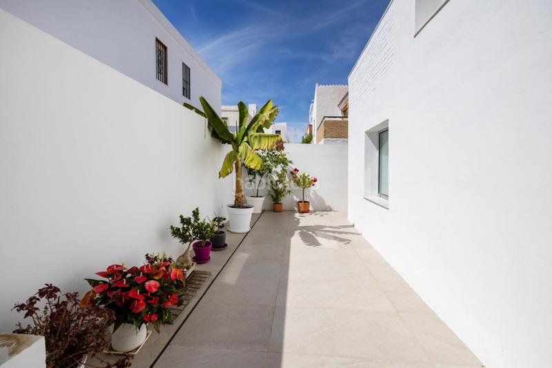 Foto cfa53953-7c53-4c54-b15d-344d4fae0fdf. Chalet dans Calahonda - Carchuna Motril