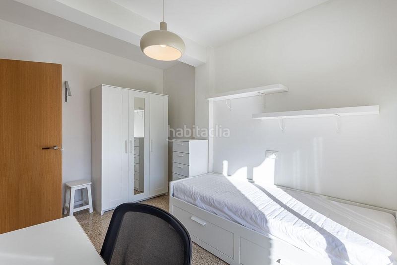Foto 6a37f1f0-aaba-45b2-8145-a98a03e19aa1. Miete etagenwohnung in Cervantes Granada
