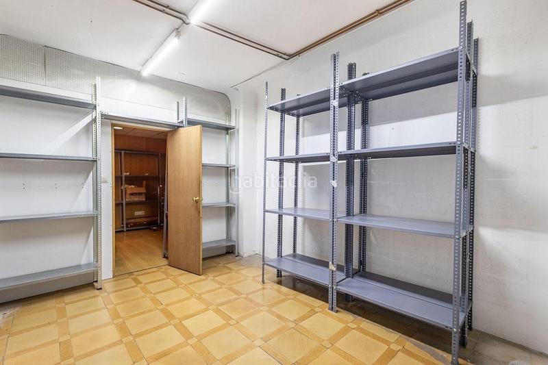 Foto dcdd108e-dd8d-467d-9e75-e059bd587d52. Alquiler local comercial magnífico local en ganivet!! en Granada