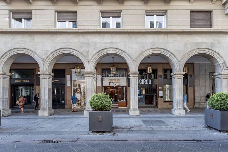 Foto 36a5be85-a4b2-44e1-ac78-13e0ffb60c12. Rent business premise in San Matías - Realejo Granada