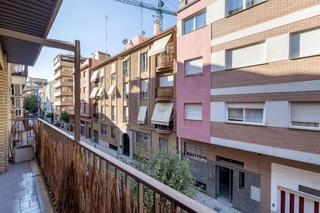 Appartement  Calle azhuma. Estupendo piso junto alhamar