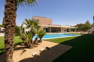 Chalet in Calle manzanilla 9. Exclusivo chalet de diseño