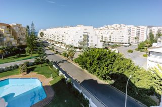Àtic a Salobreña Costa. Fantastico piso con terraza junto al mar