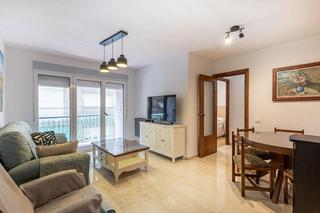 Location Appartement à Fígares. Piso en figares de 3 dormitorios