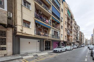 Miete Etagenwohnung in Calle santa clotilde 22. Alquiler juntohipercor