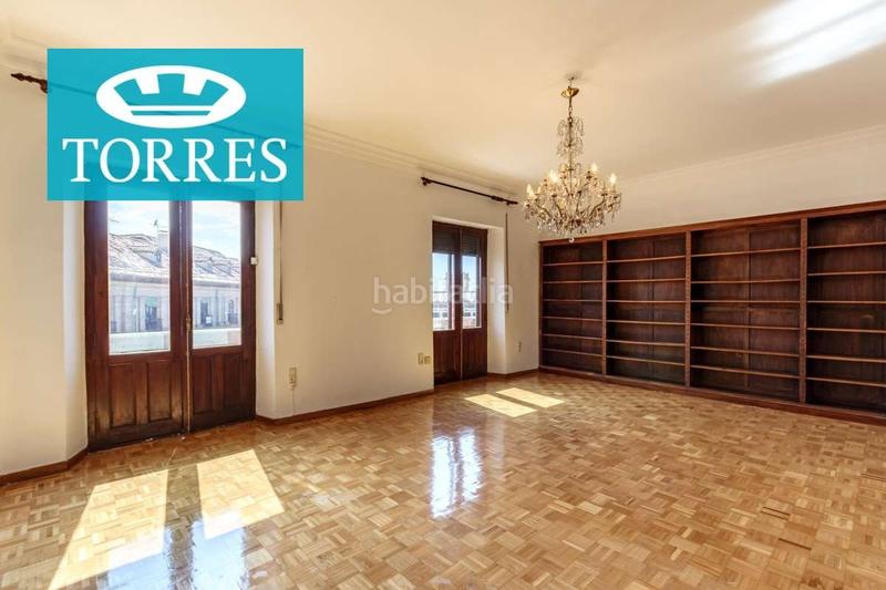 Foto 15f622cd-bf87-4549-b982-c7d83a45f732. Alquiler piso espectacular piso en gran via! en Centro - Sagrario Granada