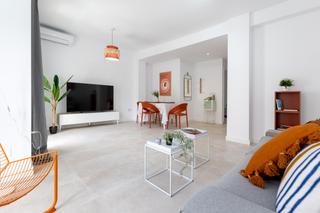 Appartement  Camino de ronda. Piso amplio y luminoso en camino de ronda, junto a las flores  u