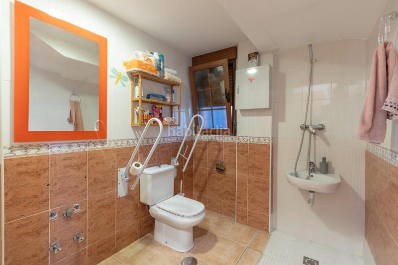 Foto 41d0050a-8d44-49bb-9d1d-6b3baa122679. Xalet amb aparcament piscina a Ogíjares