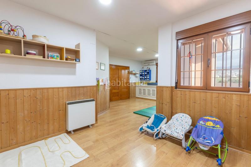 Foto 5cce42a6-6c61-46ca-9b73-55ce0c4d412c. Xalet amb aparcament piscina a Ogíjares