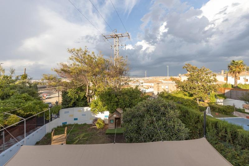 Foto 76db7a61-9d51-4958-82c5-f47c1c264f3c. Xalet amb aparcament piscina a Ogíjares