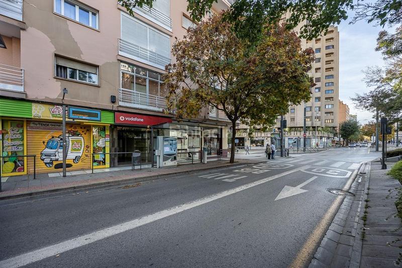 Foto cf4dbd13-f549-436e-b4aa-0c1d2924d796. Location local commercial dans Pajaritos Granada