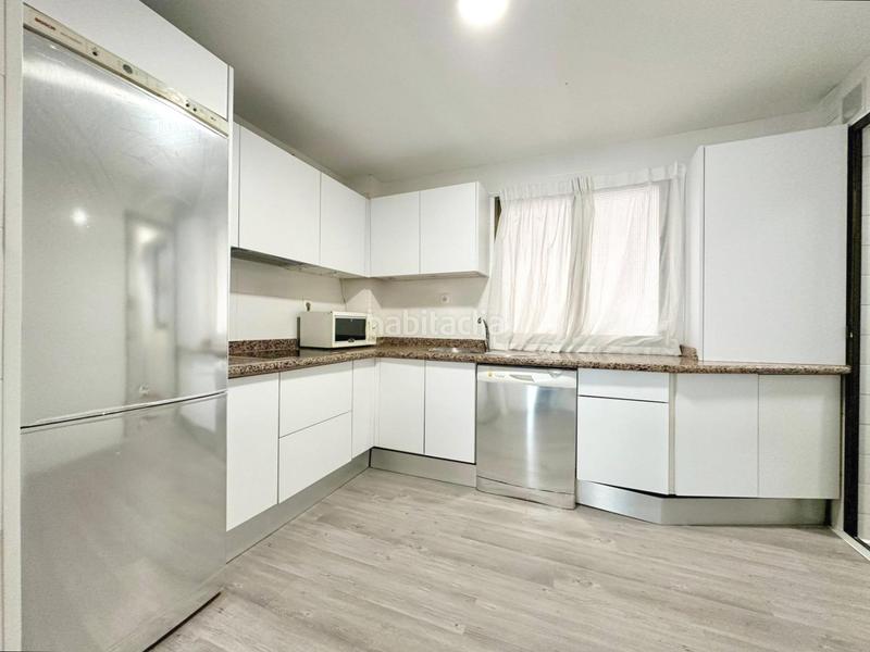 Foto 52e67ed8-548d-44b1-bdad-5a0f65b03193. Rent flat with heating in Pajaritos Granada