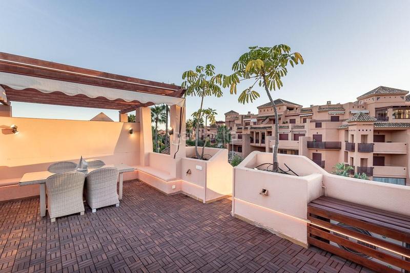 Foto e2a2815f-15b3-43a5-a518-25d49a3b37d5. Casa adosada espectacular casa en playa granada en Motril