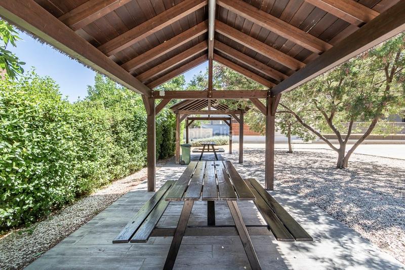 Foto 816d0fc7-6f3c-48e1-bf1b-b36efe1f4854. Miete etagenwohnung mit heizung pool in Carretera de Granada-La Alcazaba Alhendín