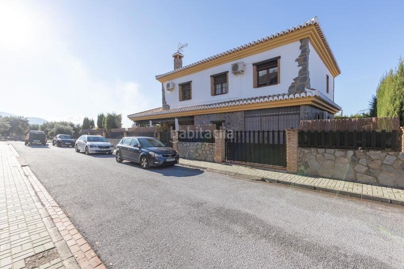 Foto 037a315e-32aa-4303-b5b5-3f8cd5dc64f6. Xalet amb calefacció aparcament piscina a Dúrcal