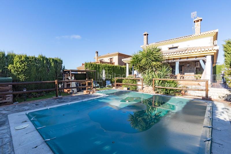 Foto bdc2d84b-725f-48e7-bc5f-8916efda7b31. Xalet amb calefacció aparcament piscina a Dúrcal