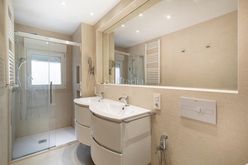 Foto 48a1955d-66a5-48fe-8292-e6c2e4516cd2. Lloguer pis amb calefacció a Camino de Ronda Granada