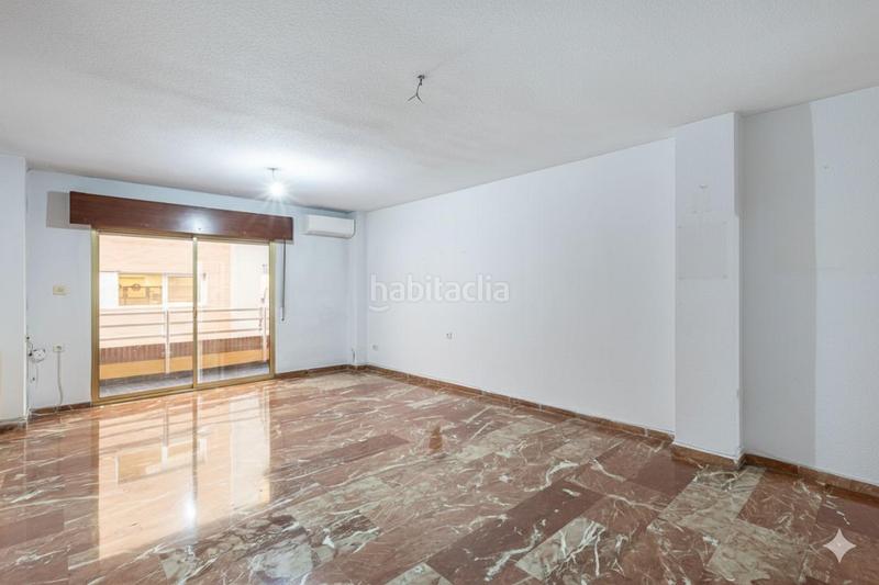 Foto c0d76d92-8554-4958-96c3-a809136cc5ef. Etagenwohnung mit heizung in Pajaritos Granada