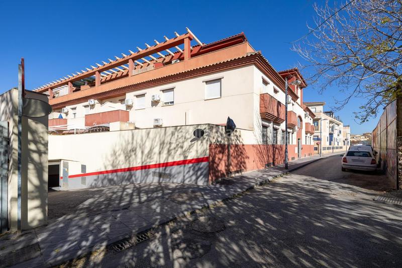 Foto 45bca9c5-3d9a-438e-bf95-bffe2948d445. Flat with parking in Residencial Triana - Barrio Alto Gabias (Las)