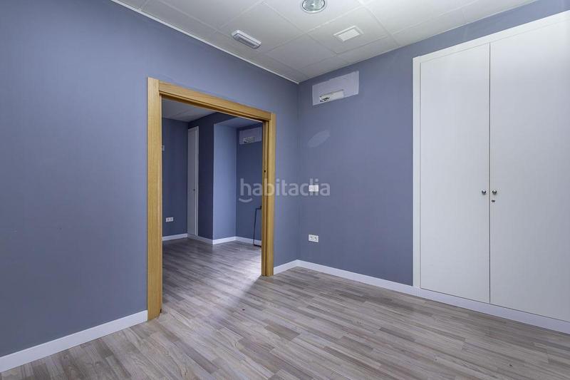 Foto 615cdd4c-f43a-464c-b585-e21071625424. Rent business premise in Camino de Ronda Granada