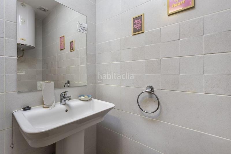 Foto 9f442234-634e-4eef-8baa-0f2026a5a0ff. Rent business premise in Camino de Ronda Granada