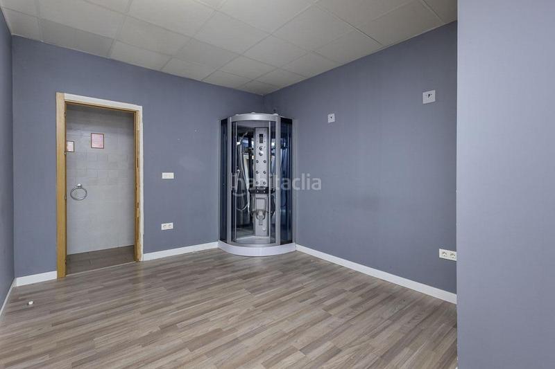 Foto ece48386-4050-4bb1-8998-5e736a1c6976. Rent business premise in Camino de Ronda Granada