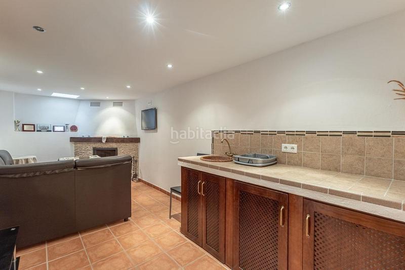 Foto 48282638-20ee-490a-9628-21c25154cf02. Casa amb calefacció aparcament piscina a Ventas de Huelma