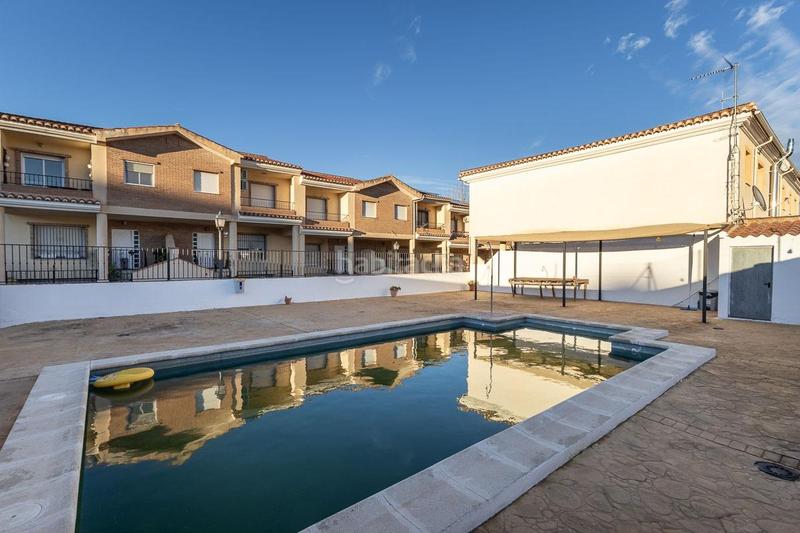 Foto d4917c65-39af-41bc-a783-c9f0938a78a4. Casa amb calefacció aparcament piscina a Ventas de Huelma