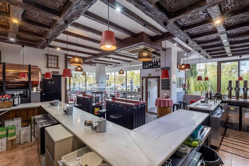 Foto 97cbfaeb-fefb-4c34-885f-4d154e93c409. Location local commercial dans Castaño - Mirasierra Granada