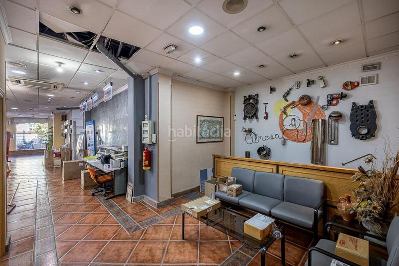 Foto 2481a480-fd1a-42cf-957b-77d3286fcf7f. Alquiler local comercial oportunidad para emprendedores!! en Granada