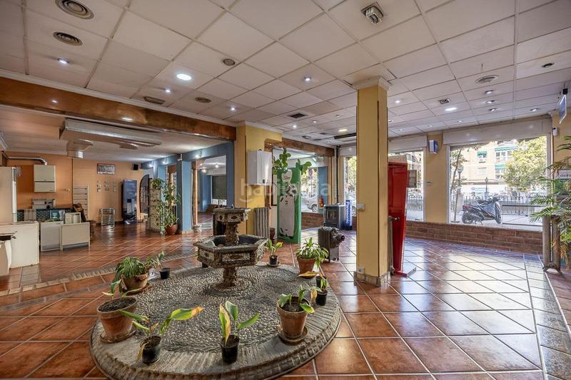 Foto b76ed60a-e8ee-47b6-aa7d-3804d899d75a. Alquiler local comercial oportunidad para emprendedores!! en Granada