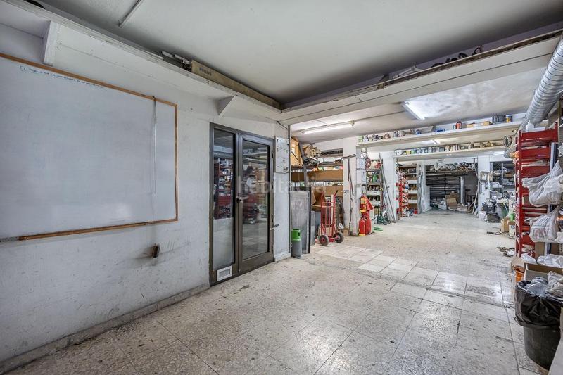 Foto e0f4f319-b5ab-476c-b507-0dbef8be3dd2. Alquiler local comercial oportunidad para emprendedores!! en Granada