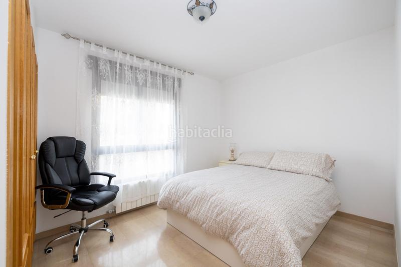 Foto 3fd21602-e946-442b-8662-479103d3d521. Attique avec chauffage parking dans Camino de los Neveros - Serrallo Granada