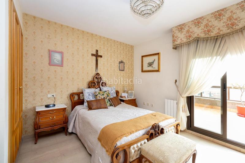 Foto 58d18bfc-0334-4ee9-bf1a-531068158185. Attique avec chauffage parking dans Camino de los Neveros - Serrallo Granada