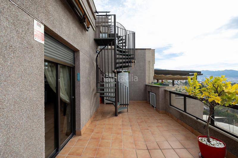 Foto 5dd20bb3-dc4c-4132-bda9-1b1b421fc5c7. Attique avec chauffage parking dans Camino de los Neveros - Serrallo Granada