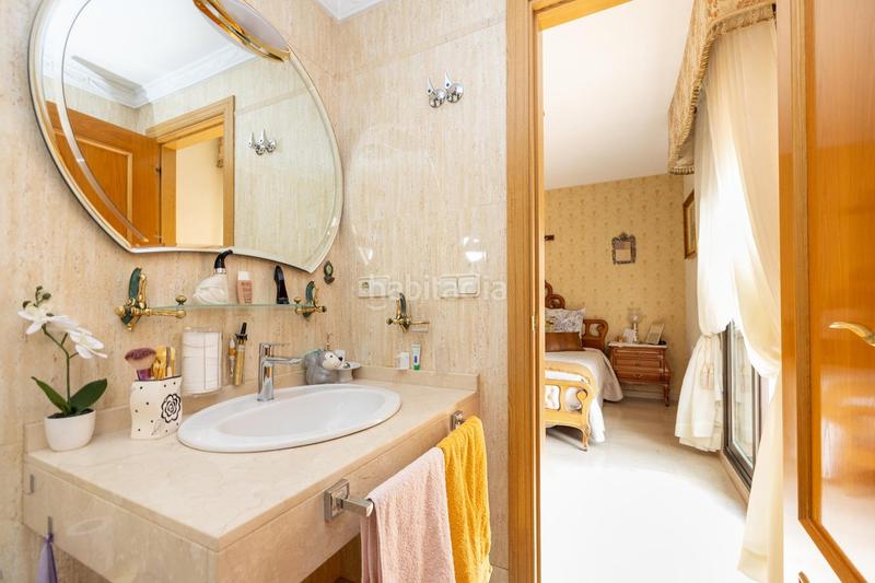 Foto a74ee7f9-2f98-4477-9f8c-88e85893807a. Attique avec chauffage parking dans Camino de los Neveros - Serrallo Granada