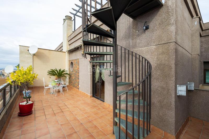 Foto bba0b0df-e996-49a8-bfb9-4680327a170c. Attique avec chauffage parking dans Camino de los Neveros - Serrallo Granada