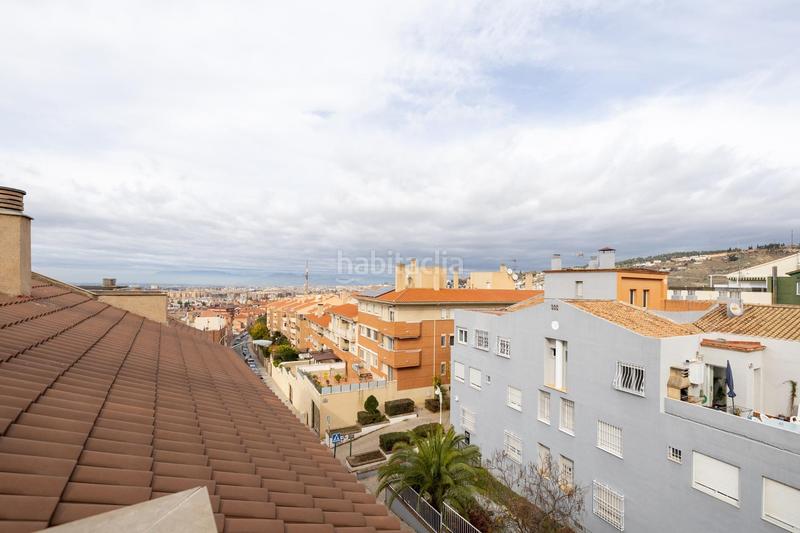 Foto be98fd74-ff01-4131-8d6d-f6e223b4db87. Attique avec chauffage parking dans Camino de los Neveros - Serrallo Granada