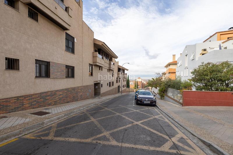 Foto de676691-2a59-40f8-bedc-1c4c56bdb056. Attique avec chauffage parking dans Camino de los Neveros - Serrallo Granada
