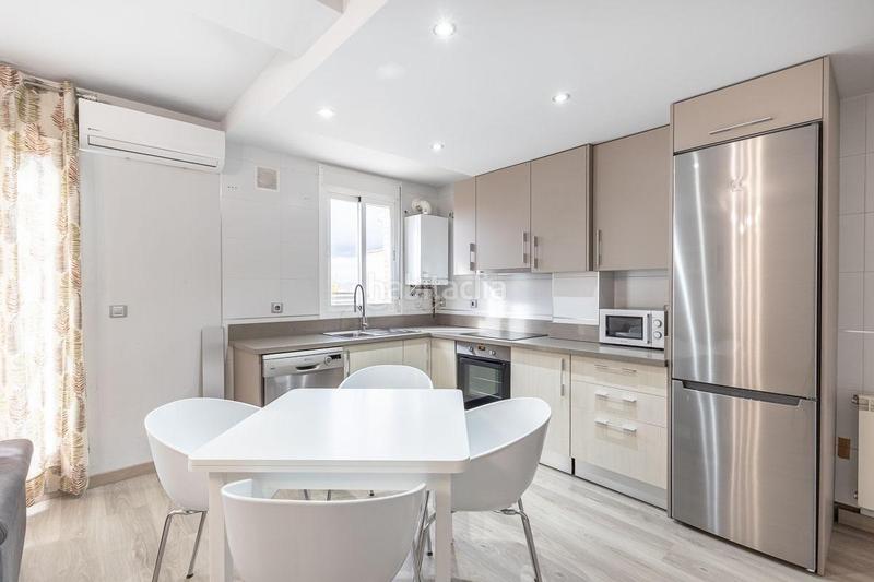 Foto a3207cbc-8578-44c1-b695-9e1d164eb81c. Location attique avec parking dans San Cayetano Churriana de la Vega