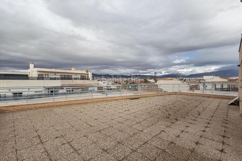 Foto 541eac07-8d0e-4280-9f7c-1859aafbed09. Rent penthouse with parking in San Cayetano Churriana de la Vega