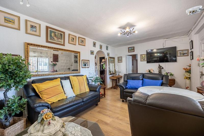 Foto 4714d88b-c409-4c55-b12e-e59d372cd9d3. Semi detached house with parking pool in Barrio de la Vega Monachil