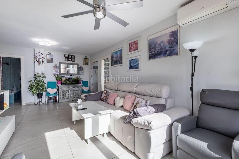 Foto 4087b16c-de37-4233-abf7-79f4a5d9c29b. Etagenwohnung in Barrio de Zaidín Granada