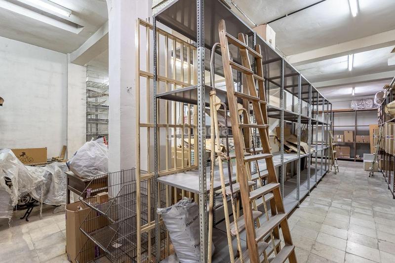 Foto cd31aa19-cc3b-4e2f-9146-08e585bcffa6. Locale commerciale in Centro - Sagrario Granada