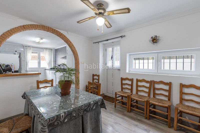 Foto 20dea252-18be-44f4-981d-bfe32a674f3f. Casa adosada magnifica unifamiliar adosada de 4 plantas en loma linda con piscina comunitaria en Ogíjares