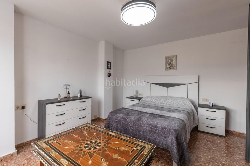 Foto 310cf7a2-1fdf-4888-bc7c-e9cf1bfff0b3. Casa adosada magnifica unifamiliar adosada de 4 plantas en loma linda con piscina comunitaria en Ogíjares
